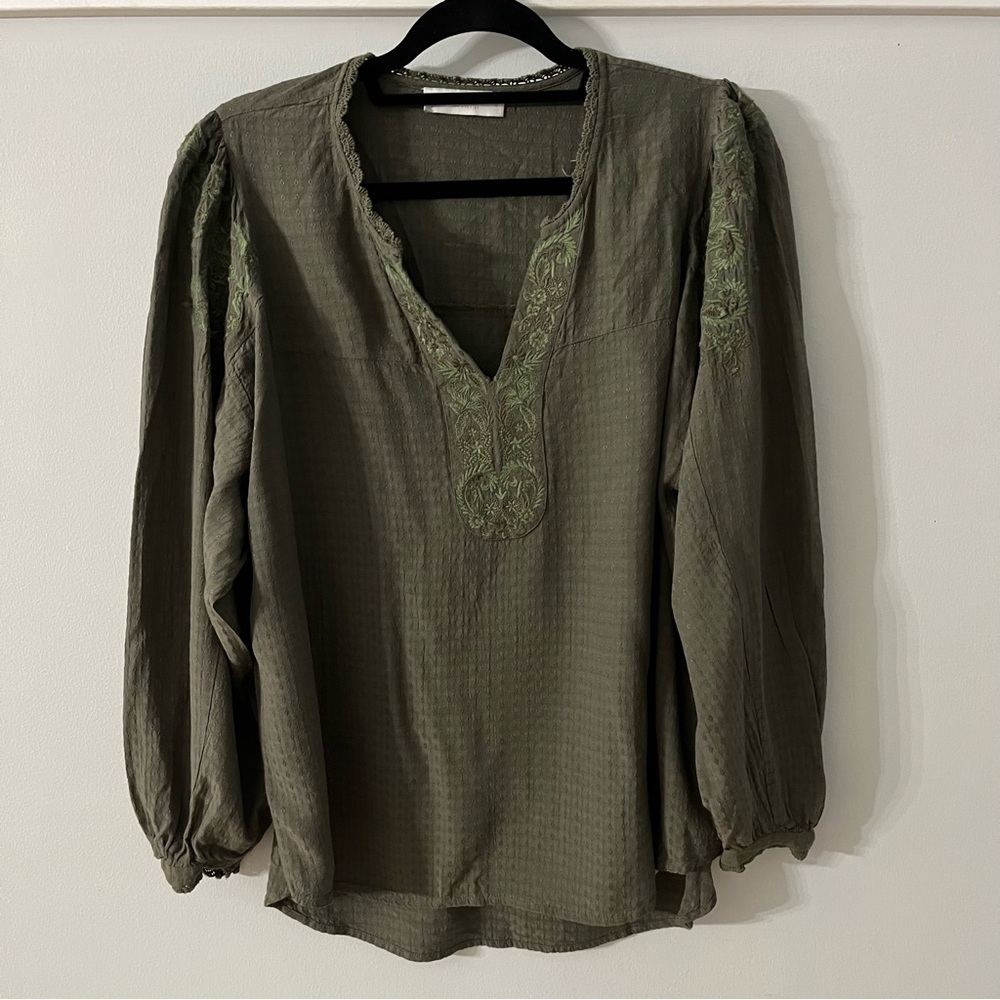 Lucky Brand Vintage peasant-style blouse. Long sleeve with embroidered detailing